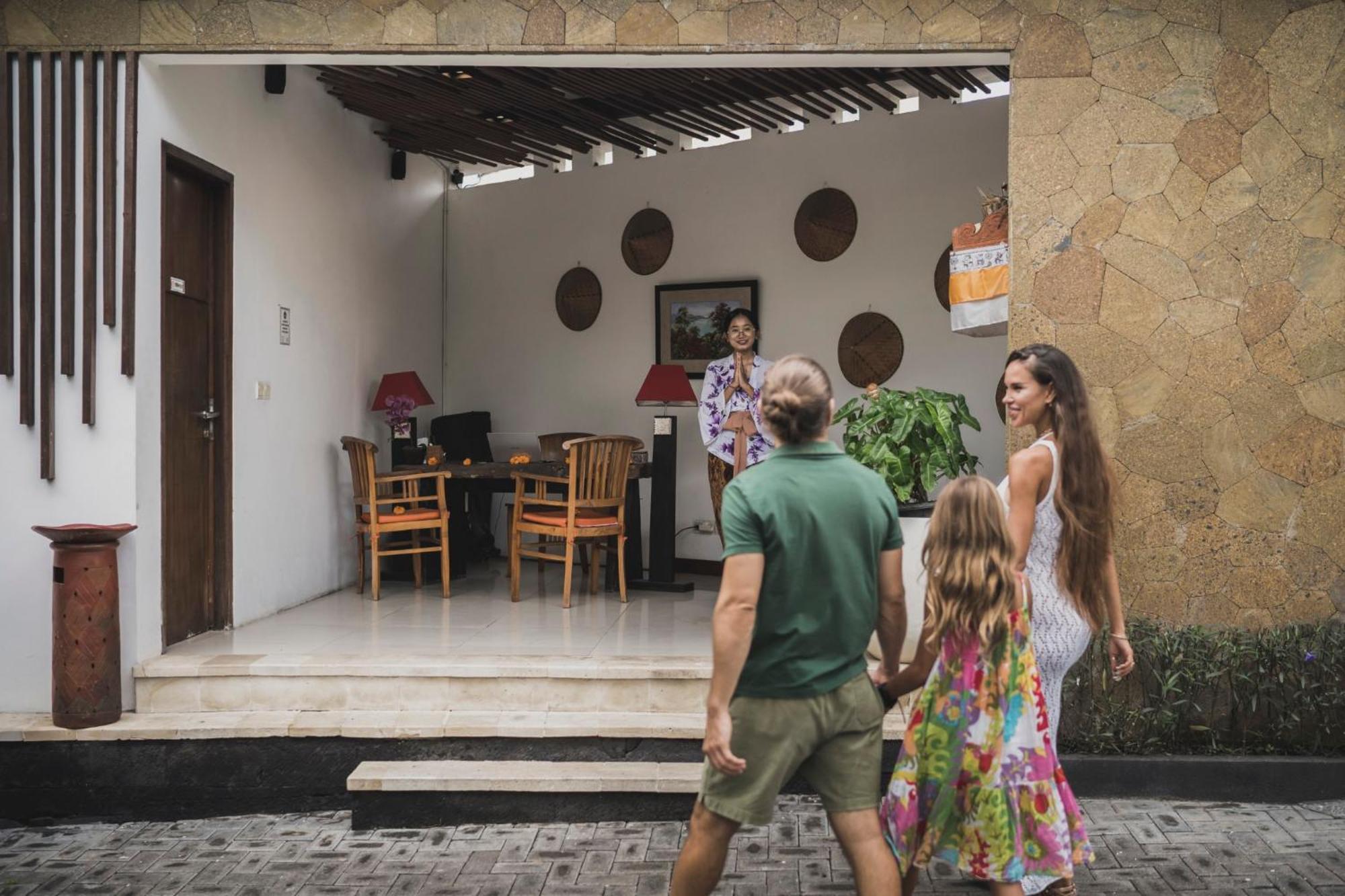 Canggu Circle Villa By Ini Vie Hospitality Eksteriør bilde